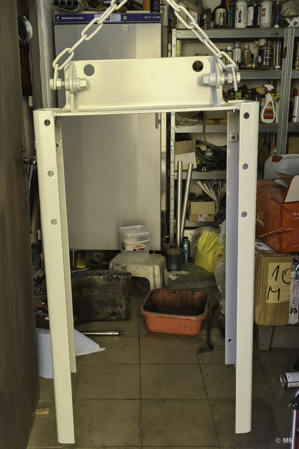 Steyr 288: Motorrahmen fertig pulverbeschichtet Steyr 288: Motorrahmen fertig pulverbeschichtet
