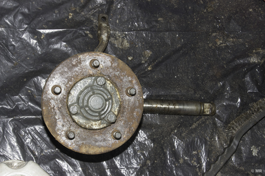 Steyr 288: Achsschenkel mit Radnabendeckel Steyr 288: Achsschenkel mit Radnabendeckel