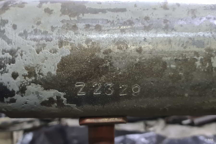 Steyr 288: eingeschlagene Fahrgestellnummer in der Vorderachse Steyr 288: eingeschlagene Fahrgestellnummer in der Vorderachse