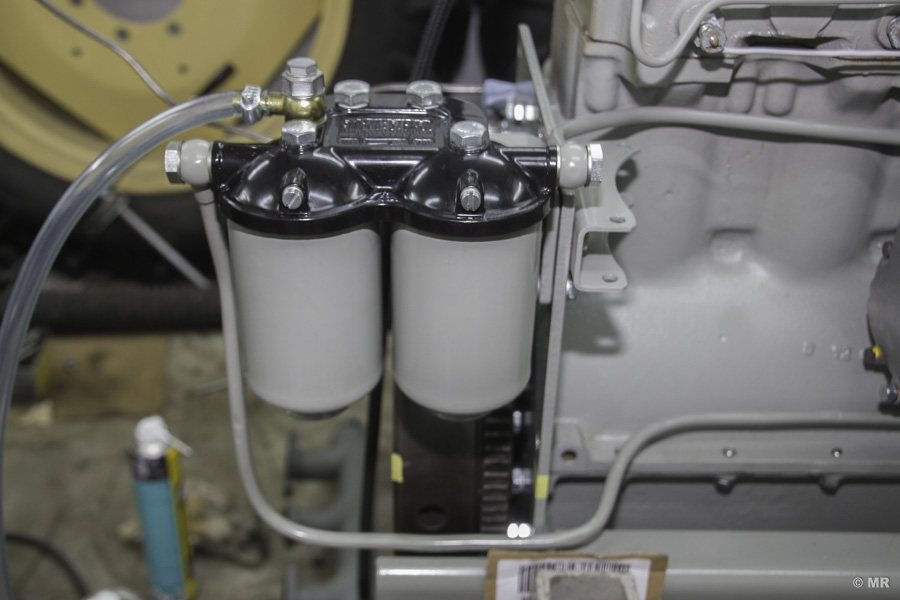 Steyr 288: Konsole von Dieselgrob- und Feinfilter Steyr 288: Konsole von Dieselgrob- und Feinfilter
