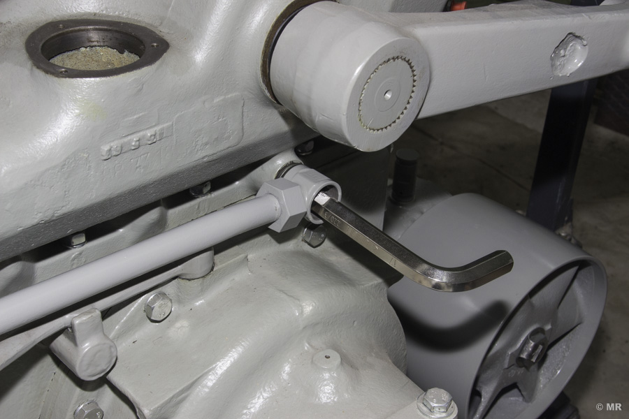 Steyr 288: Saugleitung am Hydraulikblock montiert Steyr 288: Saugleitung am Hydraulikblock montiert