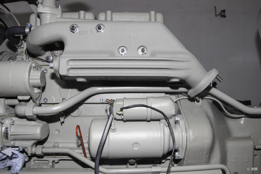 Steyr 288: Auspuffsammler Steyr 288: Auspuffsammler