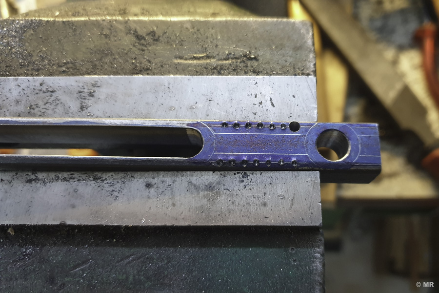 Steyr 288: Riemenspanner nachfertigen; Hals bohren Steyr 288: Riemenspanner nachfertigen; Hals bohren